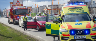 Flera bilar inblandade i trafikolycka