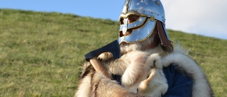 Vikingar från Vendeltiden invaderar Gamla Uppsala