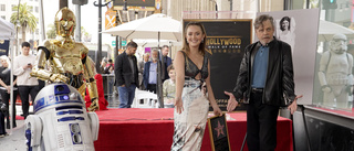 Hollywood hedrar Carrie Fisher med postum stjärna
