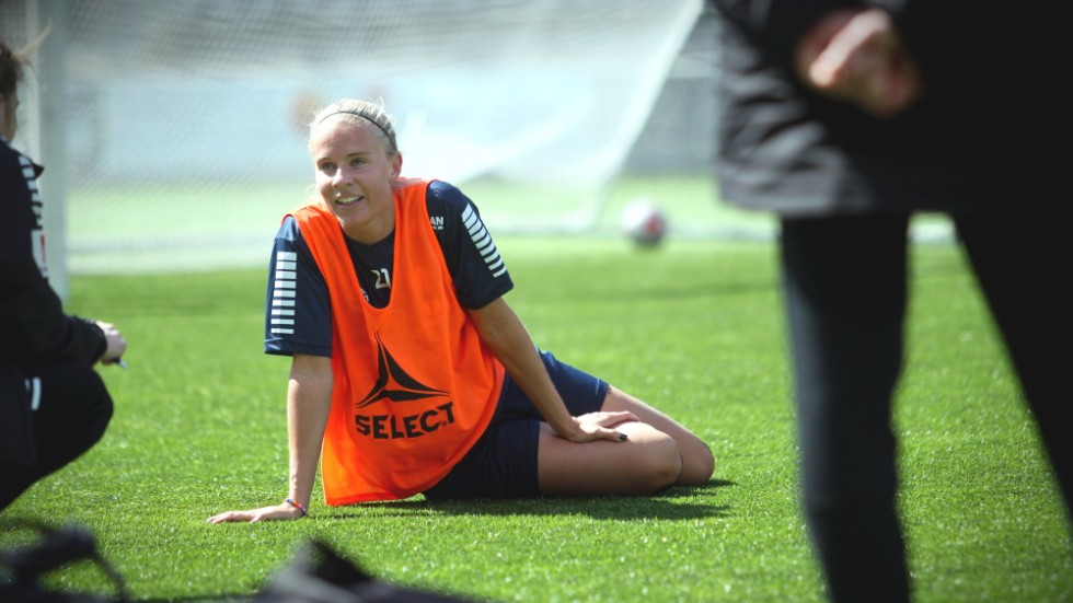 Stina Lennartsson är taggad för både guldjakt med Linköping FC och för kommande chanser i det blågula landslaget. 
