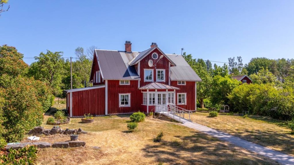 Det här huset i Grönsved är överlägsen etta i Vimmerby kommun.