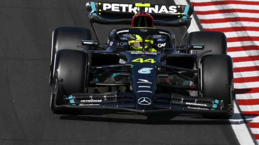 Lewis Hamilton var snabbast i kvalet.