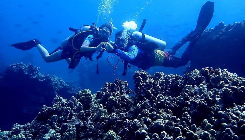 Dykarparet Alex och Emmy Yuseph drev en dykarskola i Maui.
