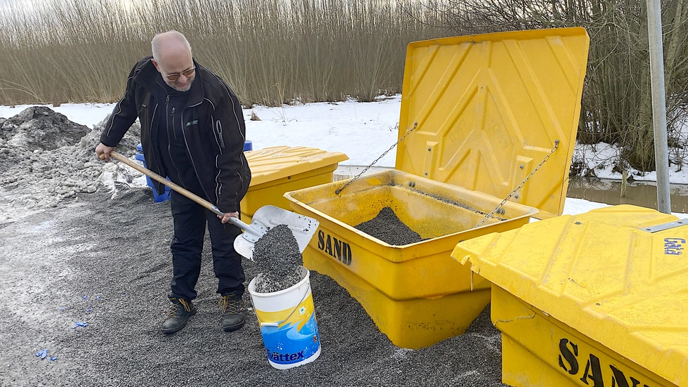 Sandbehållare utanför kommunalmark