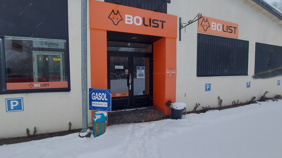 Virserums Järn & Byggprodukter AB är satt i konkurs och drar med sig Bolist i Virserum. Fastigheten ska säljas på anbud.