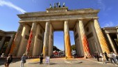 Brandenburger Tor målades röd i klimatprotest
