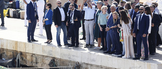 EU-chefen i Lampedusa – lovar hjälp