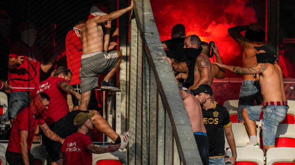 Supporterbråken mellan Nice och Köln i Europa Conference League resulterade i 32 skadade varav en allvarligt.