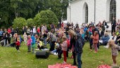 300 korvar gick åt när kyrkan anordnade fest och aktiviteter