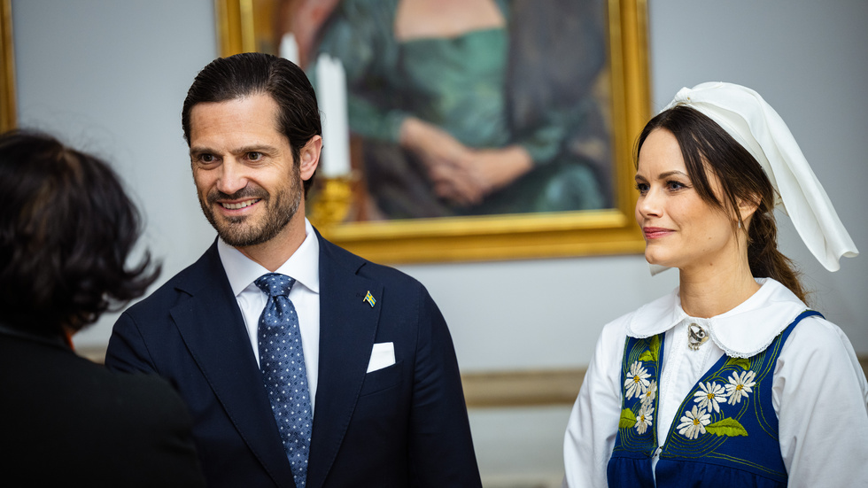 Prins Carl Philip och prinsessan Sofia vid nationaldagsmottagningen på Stockholm slott i samband med firandet av Sveriges nationaldag. Arkivbild.