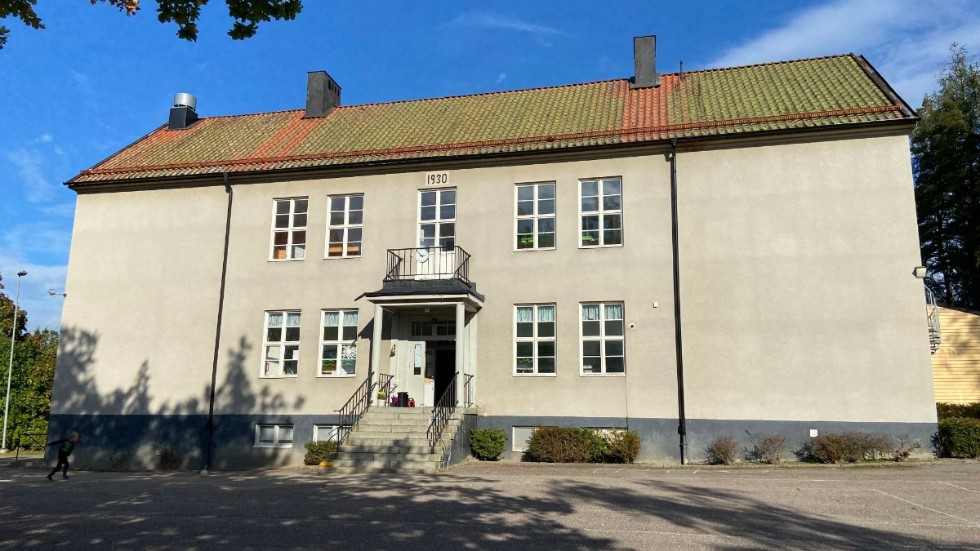 Kyrkskolan i Mellösa.