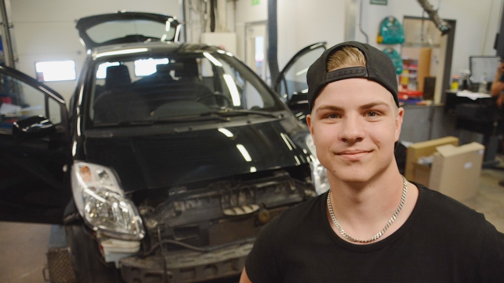 Albin Knutsson blev bästa elev på årets yrkesprov i inriktning karosseri för landets fordonselever när testet avgjordes på Lugnetgymnasiet i Falun. 