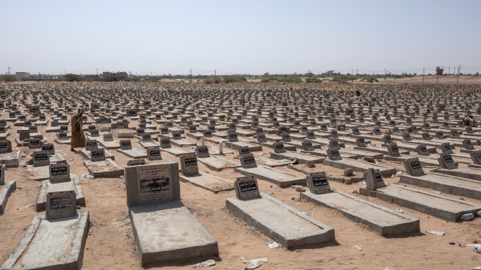 En begravningsplats där hundratals stridande begravts i den jemenitiska staden Marib. Fotot togs i somras.