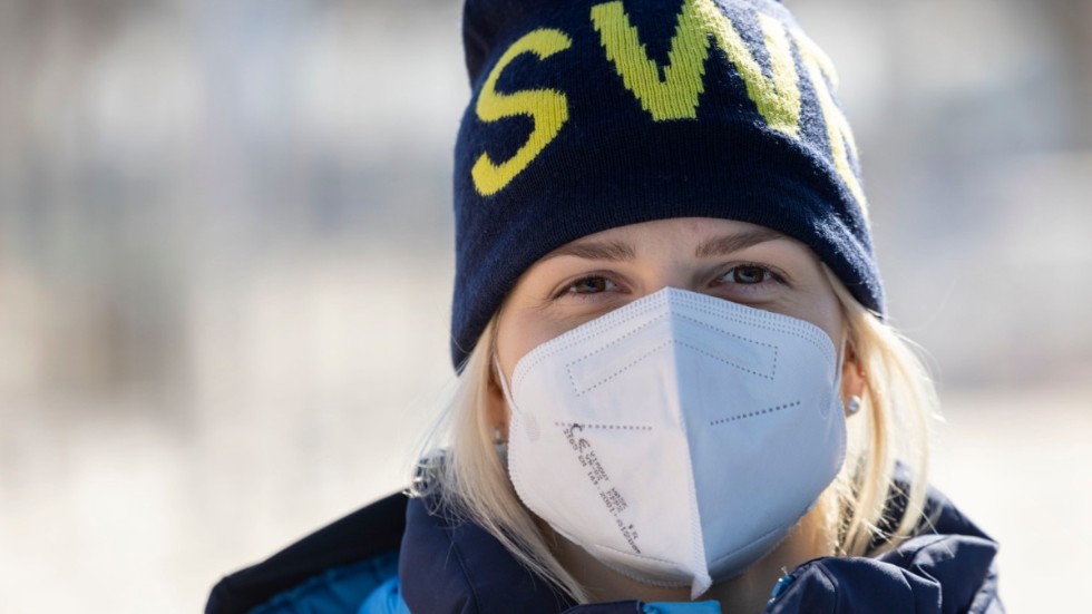 "Det kändes ganska mycket mer som vi hade vår grej ute på kanten förut", säger Emma Nordin, här vid en pressträff i OS-byn i Peking.