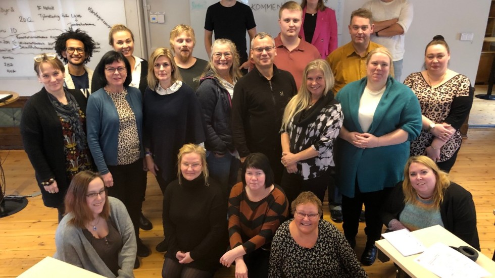 Det här glada gänget deltog på Socialdemokraternas medlemsutbildningar på Sunderby Folkhögskola under helgen 17-18 oktober.