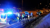 Tre bilar och åtta personer inblandade i kollision på Söderleden
