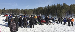 Sol och prat på skoterdag