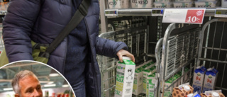 Priset på mjölk kan bli dyrare  i handeln • "Det brukar hänga ihop"