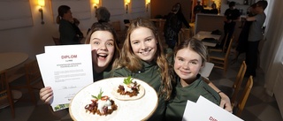 Skolor från Eskilstuna och Mariefred kämpar mot varandra i matlagningstävlingen