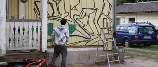 Graffitimålningar splittrar KF
