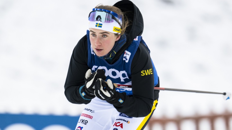Ebba Andersson vet ännu inte om det blir en start i Tour de Ski vid årsskiftet. Arkivbild.