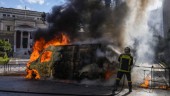 Tiotusentals greker i protest efter tågolycka