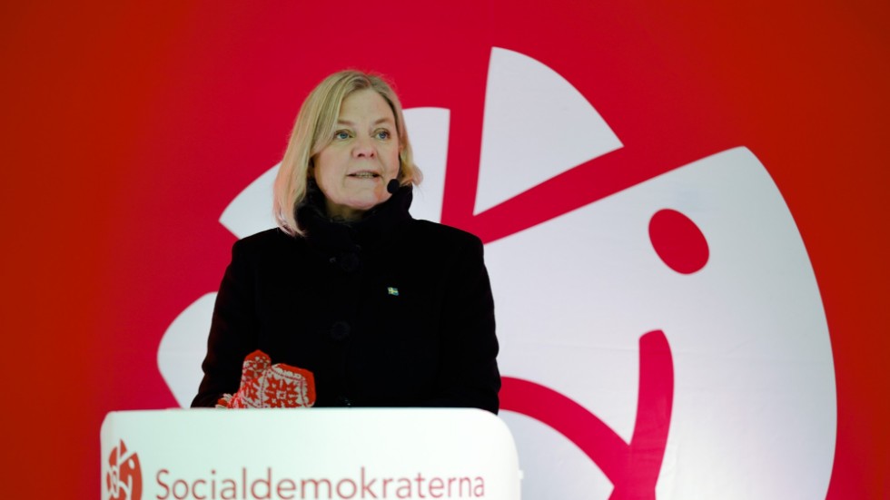 Magdalena Andersson agerar som en klassisk socialdemokratisk ledare. 