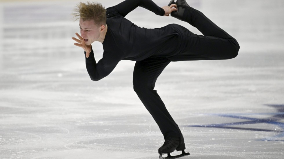 Nikolaj Majorov satsar på isdans. Arkivbild.