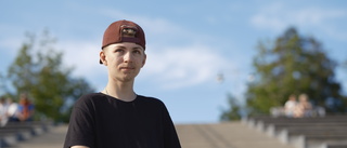 Knölen på 17-årige Albins hals var ovanlig form av cancer