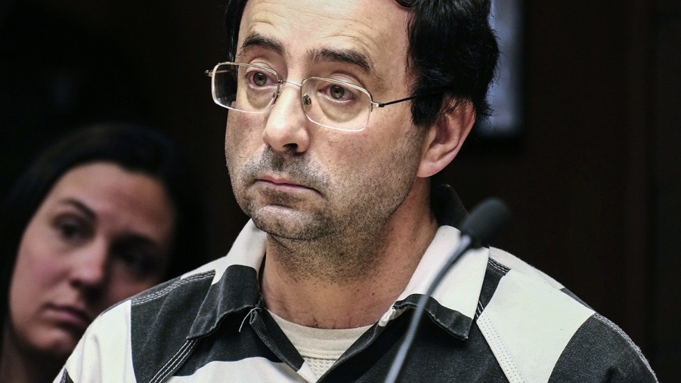 Larry Nassar, tidigare amerikanske landslagsläkare i gymnastik, har erkänt brott och dömts till livstidsfängelse. Arkivbild.