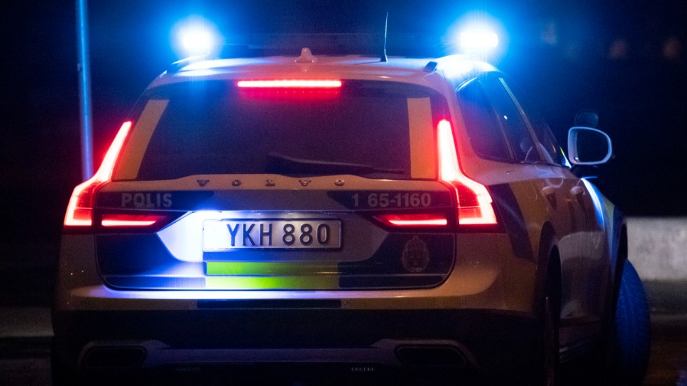 Polisen har larmats till en trafikolycka i centrala Hultsfred.