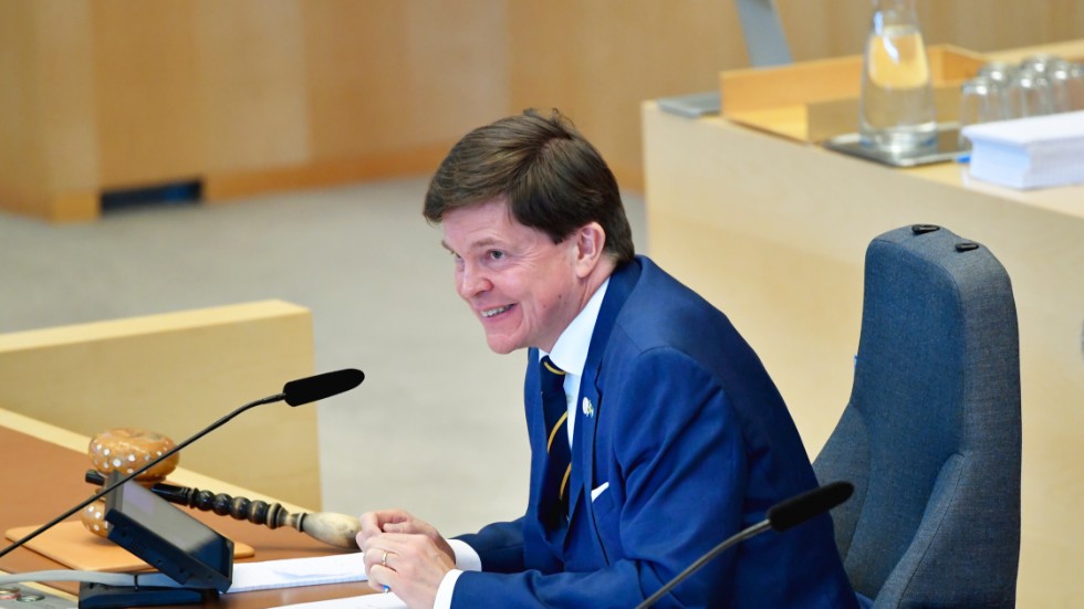 Riksdagens talman Andreas Norlén extrainkallar riksdagen. Arkivbild.
