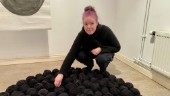 Konstnären Meggi Sandell: Älskar när tuschen kryper ut