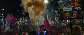Nya protester trots ökad spänning i Israel