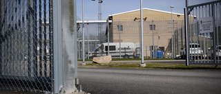 Anställd på fängelset kallade intern "smuts" – får löneavdrag