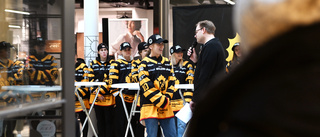 Landslagstränare förstärker AIK – inför SDHL-säsongen