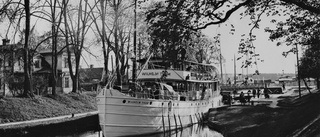 Ur arkivet: Kanalbåten i Motala för 90 år sedan • Stjärnbesök i Mantorp • Gripentillverkningen 1997