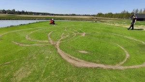 Vandalisering på golfbanan – kan senarelägga öppnandet: "Enormt besviken – det är svårt att förstå att någon tycker det är kul"