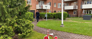 Stort polispådrag vid husrannsakan i centrala Eskilstuna
