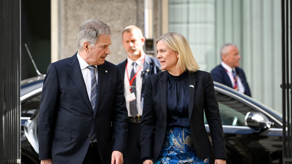 Statsminister Magdalena Andersson (S) tar emot Finlands president Sauli Niinistö i Stockholm.