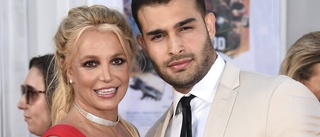 Britney Spears ex-man bröt sig in – bar kniv
