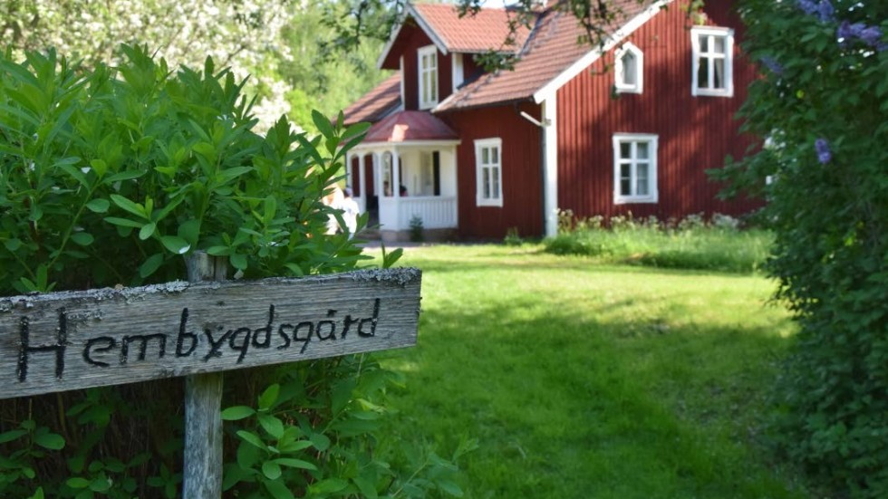 Hembygdsgården Olofsboda har några år välkomnat skolelever för att visa upp en svunnen tid.