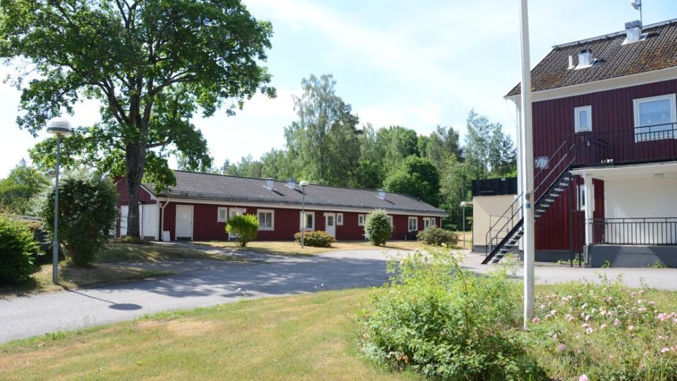 En av sju lägenheter i längorna runt Nygård är uthyrd. men projektgruppen menar att fler lägenheter lätt skulle kunna hyras ut, exempelvis som boende för säsongspersonaeln på Astrid Lindgrens Värld.