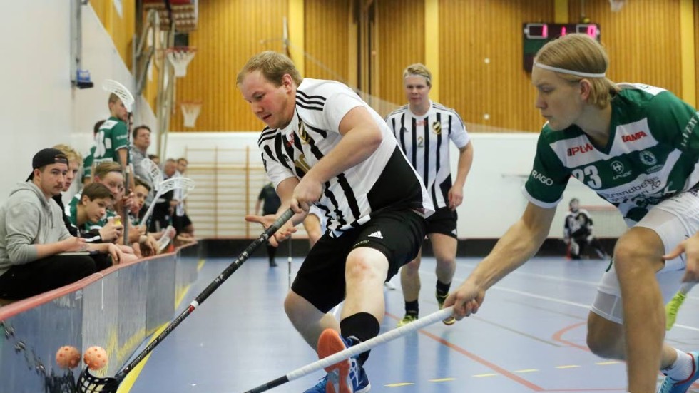 Mikael Karlsson gjorde tre mål och var en av lagets bästa spelare.
