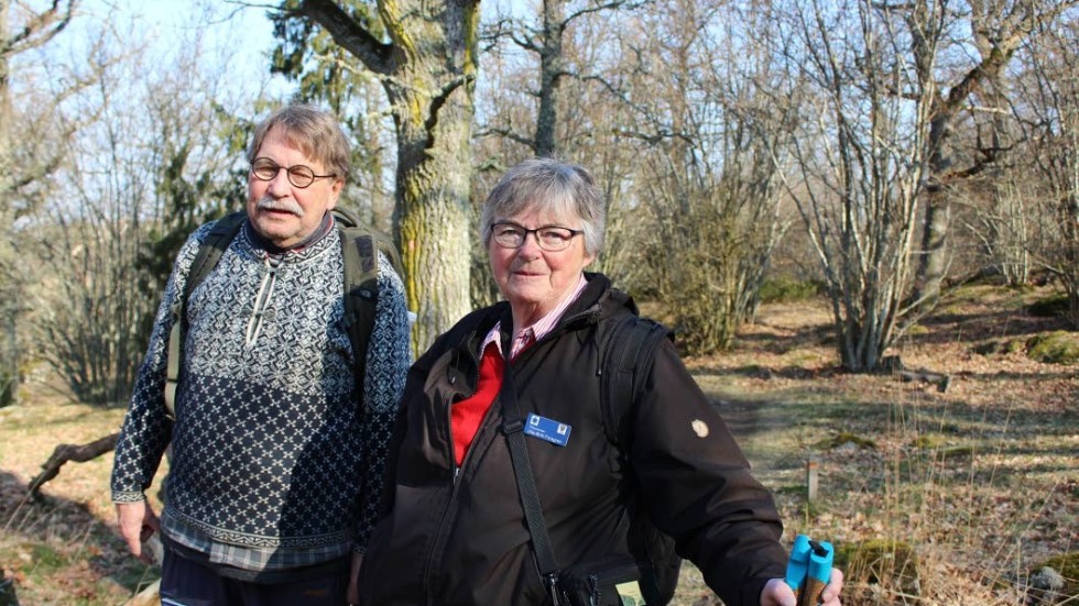 Pär Hallinder och Ulla-Britt Forsgren vill uppmana alla att följa reservatsreglerna när de besöker Tinnerö.