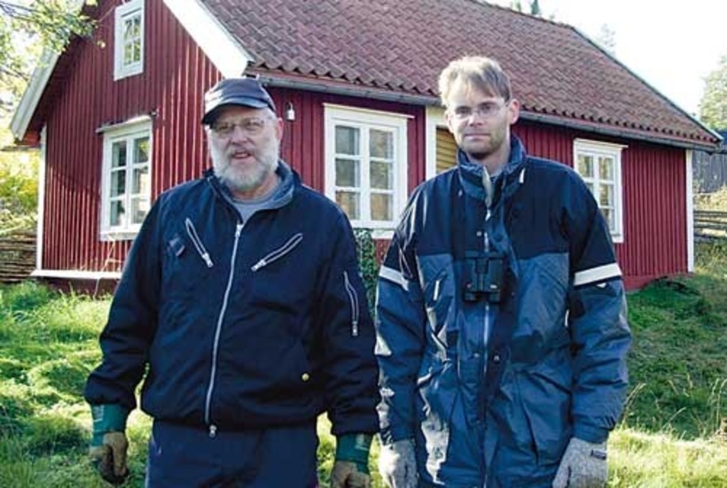 Arne och Calle Ljungberg från Emådalens naturskyddsförening gläds åt statsbidraget. Det ger dem möjligheter att bland annat rusta undantagsstugan till övernattningsstuga och lyfta fram naturen i Stubbhult för en bredare krets.