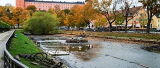 Tömningen drar ut på tiden