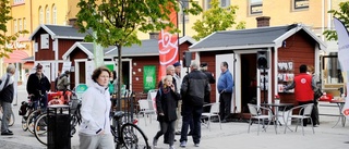 Då kommer valstugorna ut på Storgatan