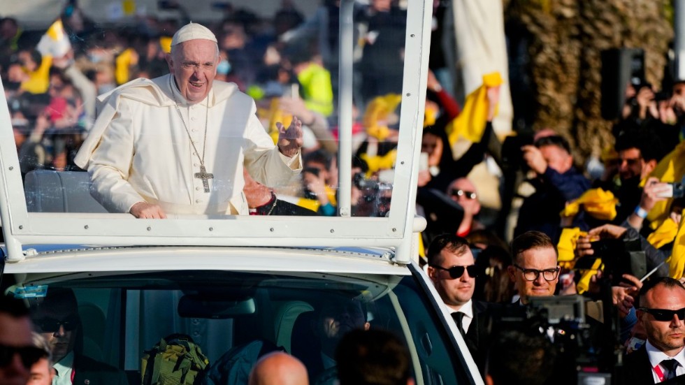 Påve Franciskus under sitt besök i Malta på lördagen.