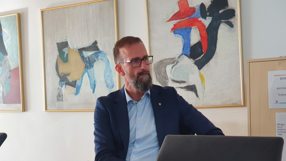 Mikael Lekfalk skickade ut ett förklarande mejl till Luleås politiker sent på tisdagskvällen.